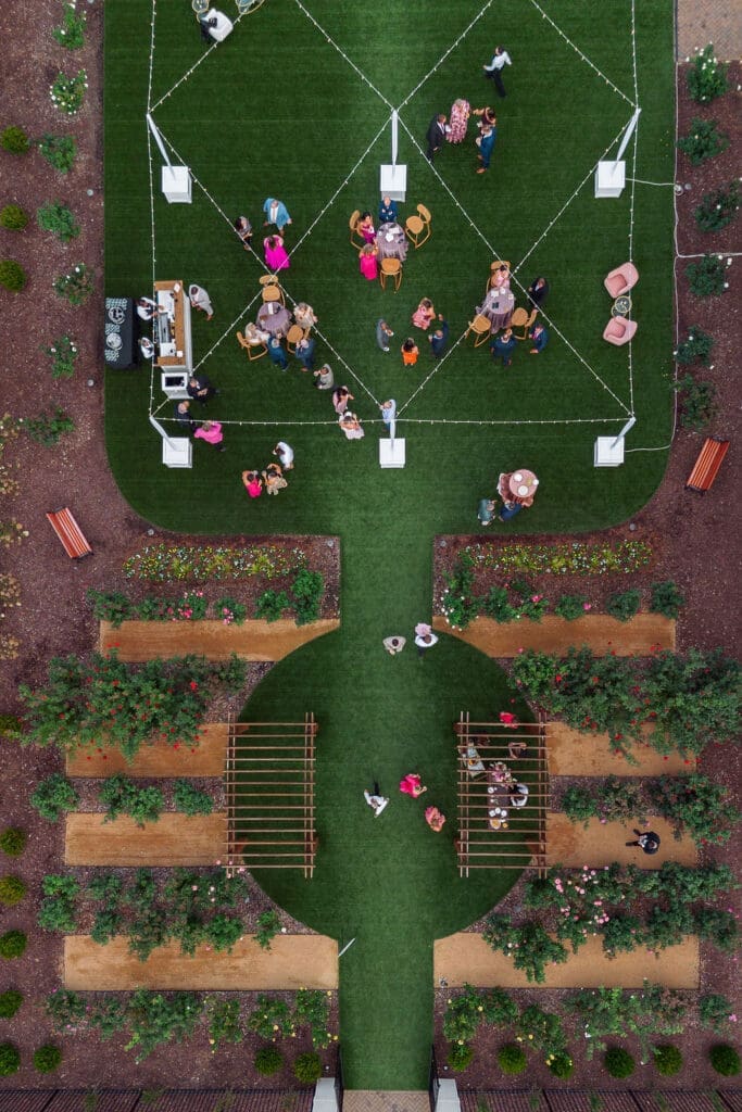 Donovan Manor garden wedding cocktail hour